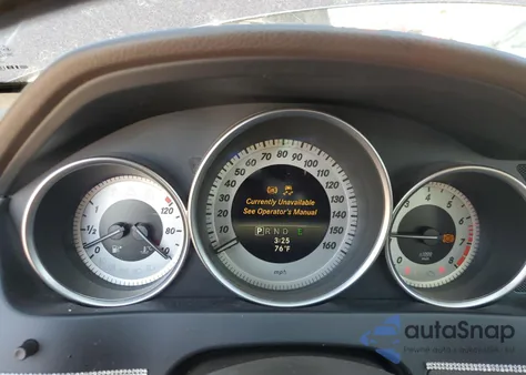 2015 Mercedes-Benz C 250 z USA, uszkodzony, nr VIN WDDGJ4HB6FG370187